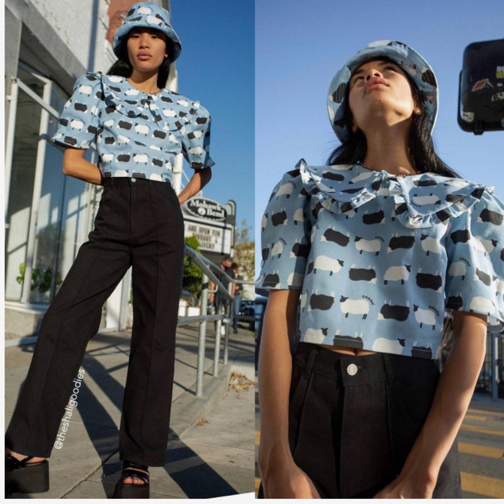 Lisa Says Gah “Wendy” sheep top M
